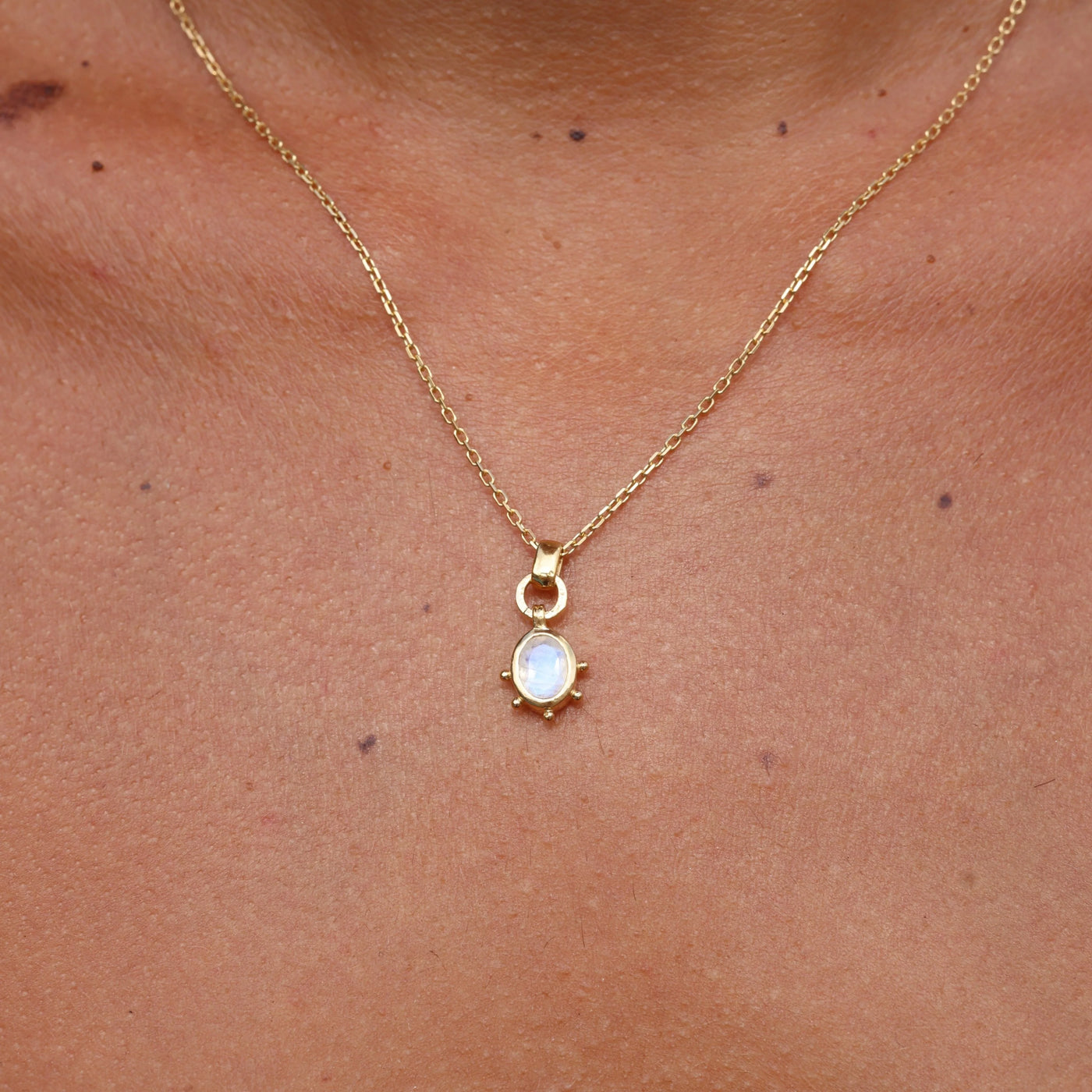 Gia Necklace / Gold