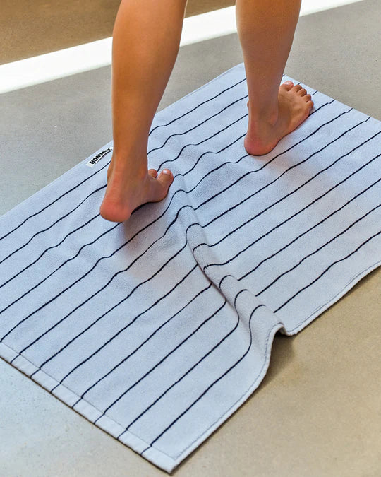 Hommey Pinstripe Bath Mat