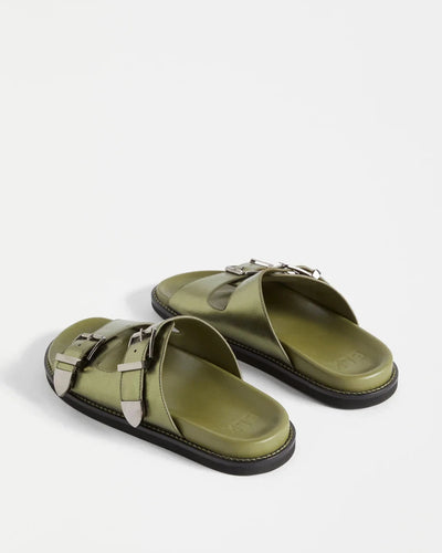 Spenne Sandal