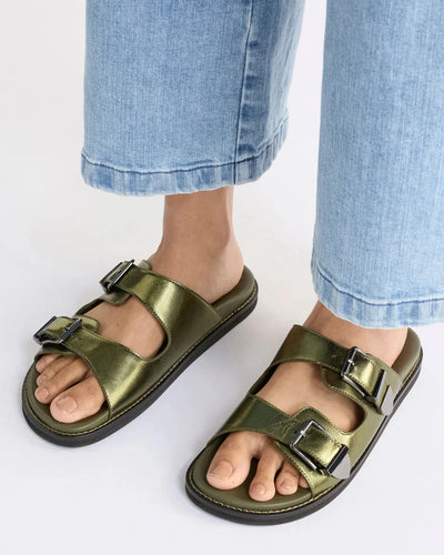 Spenne Sandal