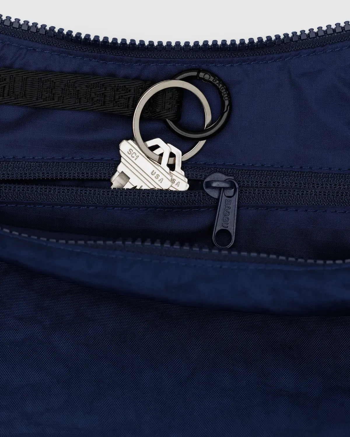 Baggu Medium Crescent Bag